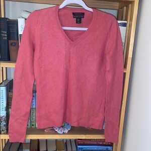 Tahari 100% Cashmere Pink V-Neck Sweater M